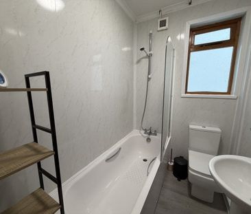 Oystermouth road, West Glamorgan, SA1 - Photo 5