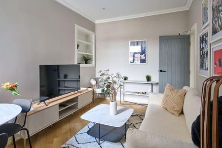 1 bedroom semi-detached house to rent - Photo 5