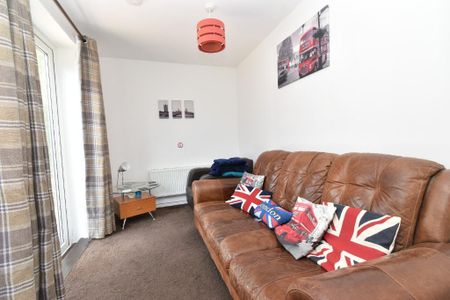 1 bedroom semi-detached house to rent - Photo 5