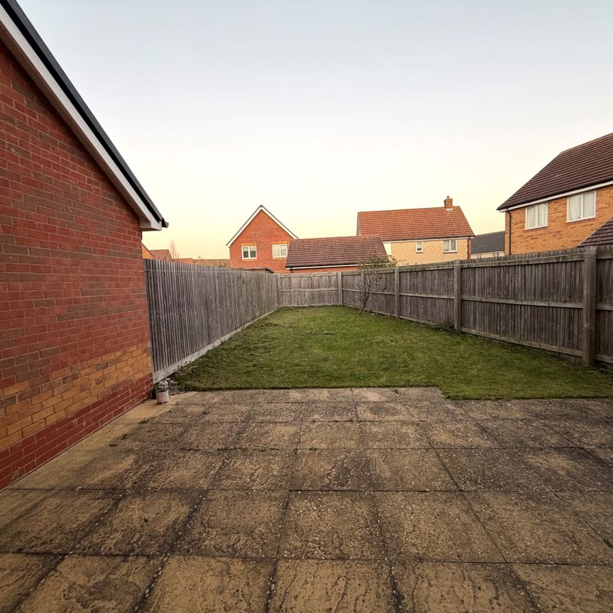 Hopkins Way, Didcot, Harwell - Photo 2