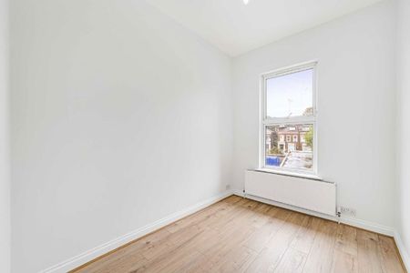 Uxbridge Road, W12 7JA, London - Photo 2