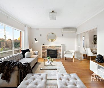 Beautiful Family Living in a Prized Location - Photo 2