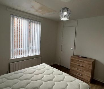 Broadway, Belfast, BT12 6AS - Photo 5