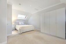 4 bedroom terraced house to rent - Photo 3