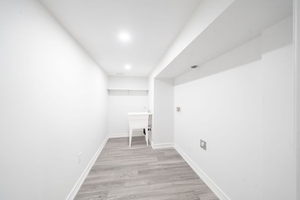 For Lease - 5106 Churchill Meadows Boulevard Unit# BSMT, Mississauga, Ontario - Photo 1