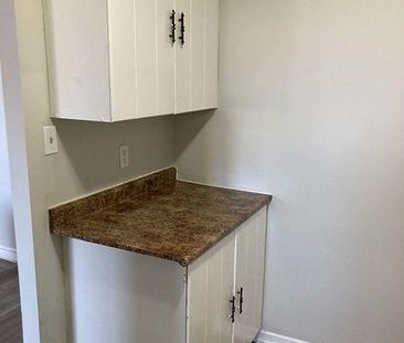 For Lease - 560 Bloor Street Unit# 105, Oshawa, Ontario - Photo 6