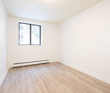 Trossacks Avenue Townhouses - Photo 1