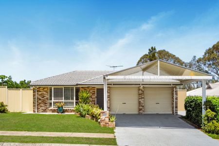 For Lease: Charming Family Home in Peaceful Edens Landing with Solar Panel Installed! - Photo 4