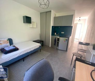 Location Appartement 1 pièce 21m² CALUIRE ET CUIRE 69300 - Photo 1