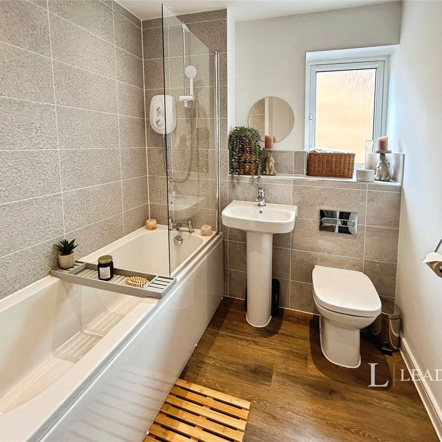 3 bedroom house to rent Hawksworth Gardens, Bourne, Lincolnshire, PE10 - Photo 1