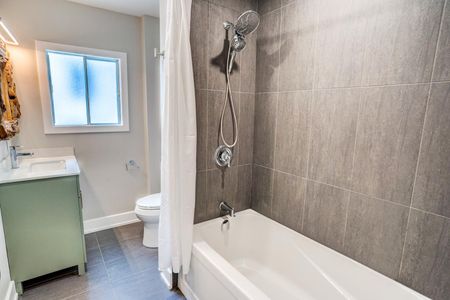 For Lease - 743 Gerrard Street Unit# Upper, Toronto, Ontario - Photo 4