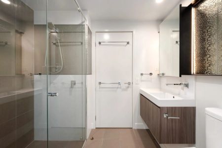 Spacious One-Bedroom Apartment in 'Liberte', Kangaroo Point - Photo 2