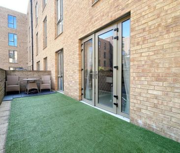 3 bedroom townhouse to rent - Photo 1