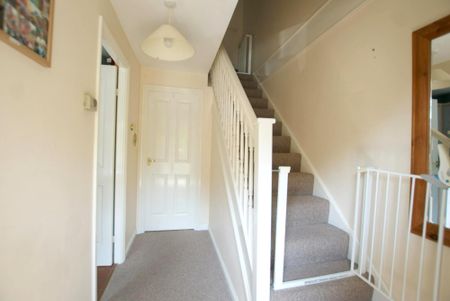 2 bedroom house to rent Russet Gardens, PO10 - Photo 4