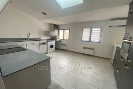 Location appartement 3 pièces 55 m² Brignoles - Photo 2