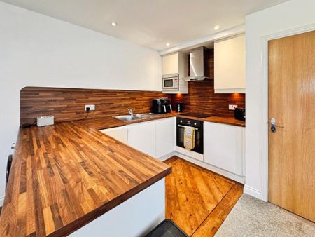 2 bedroom apartment to rent - Photo 3