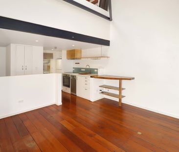 Apartment Living - Photo 2