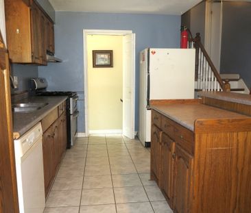 For Lease - 383 Castlegrove Close, London North, Ontario - Photo 3