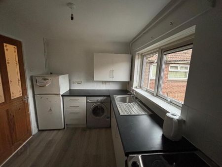 22c Glassmullin Gardens, Belfast, BT11 8NJ - Photo 3