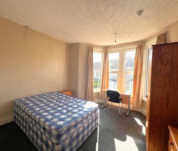 Manor Road, Bishopston - Photo 2