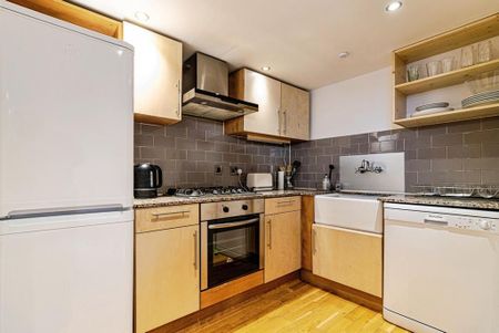 1 bedroom penthouse to rent - Photo 4