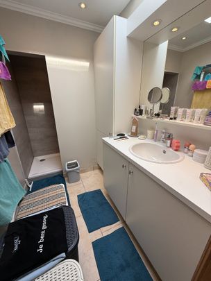 Gezellig appartement met 1 slaapkamer en bureau op uitstekende rustige locatie! - Photo 1