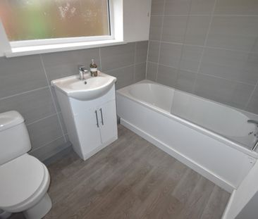 3 bedroom terraced house to rent - Photo 6