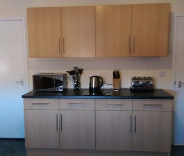 Doncaster Road - Photo 3