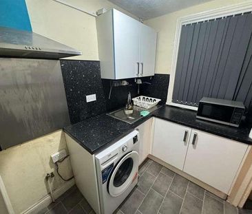 Rook Lane, Bradford, BD4 - Photo 6