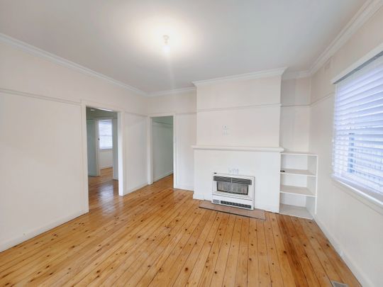 40 Mawby Road, Bentleigh East VIC 3165 - House For Rent | Domain - Photo 1