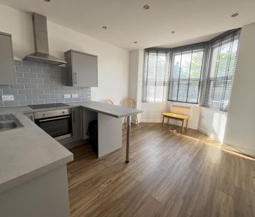 1 bedroom flat to rent - Photo 2