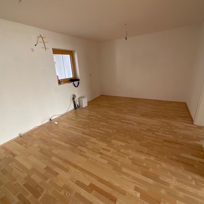 Traumhafte Wohnung inkl. Terrasse und Tiefgaragenplatz - Foto 1