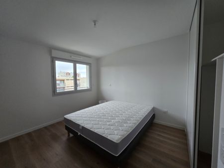 Location Appartement 3 pièces 66m² TALENCE 33400 - Photo 3