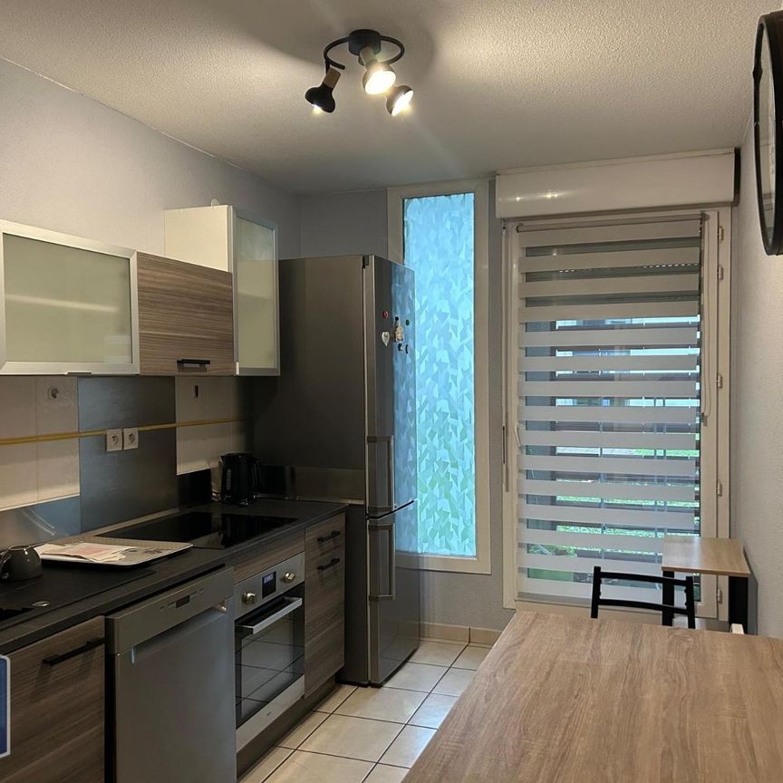 Location Appartement 3 pièces 68m² ST PRIEST EN JAREZ 42270 - Photo 2