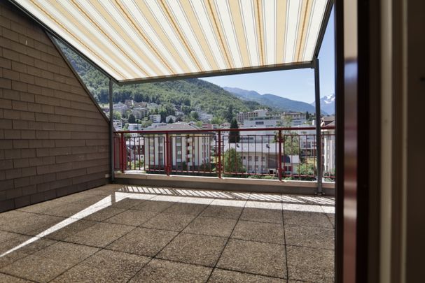 3.5 room attic apartment for rent in the center of Visp - Photo 1
