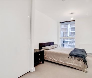 River Gardens Walk Greenwich SE10 - Photo 4