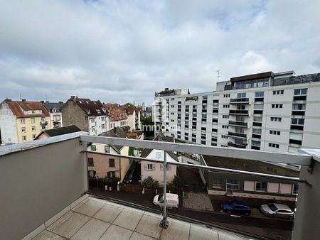 NEUDORF - 1 pce de 35m² meublé avec balcon vue dégagée - Photo 3