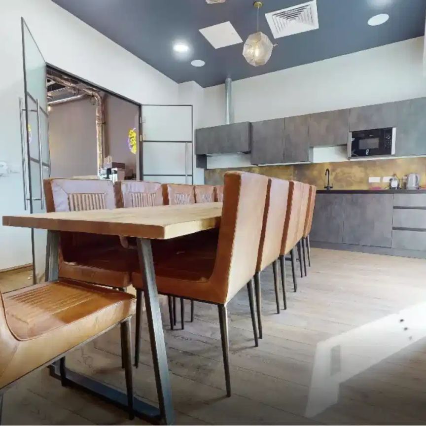 Gold Studio - Photo 1