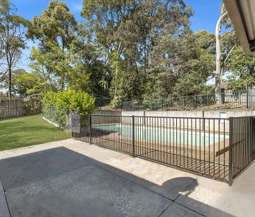 Bright and Spacious Family Home with Pool in Prime Pymble Cul-de-Sac - Photo 4