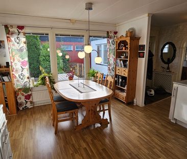 Karlslundsvägen, Sollentuna - Photo 6