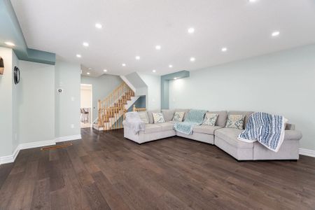 For Lease - 122 Ainley Road, Ajax, Ontario - Photo 5