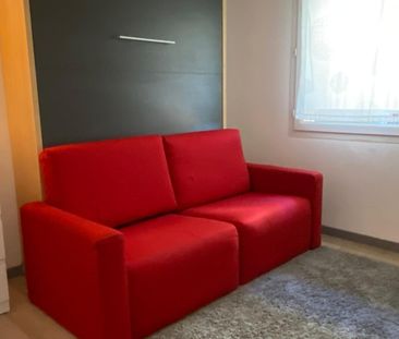 Location Appartement 3 pièces 58m² LES ANGLES 30133 - Photo 3