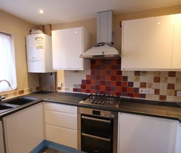 Pinkcoat Close, Feltham, Middlesex,TW13 - Photo 6