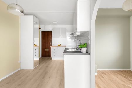 Helsingforsgatan, Kista - Photo 4