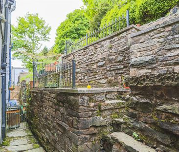 Burnley Road East, Rossendale - Photo 6