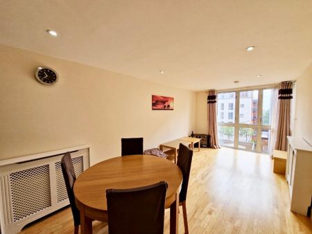 2 bedroom apartment to rent - Photo 2