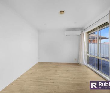 8 Waterford Avenue, Craigieburn VIC 3064 - Photo 3