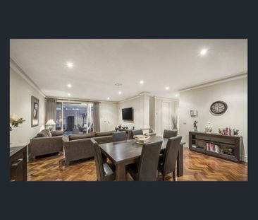 12 Kensington Pl, Templestowe, Vic 3106 - Photo 3