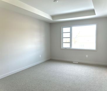 For Lease - 516 Borbridge Avenue, Blossom Park - Airport and Area, ... - Photo 5