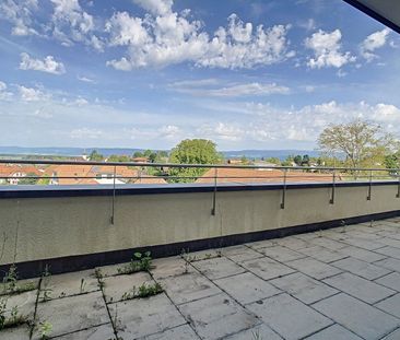 SEHR SCHÖNE ATTIKA 5.5-Zimmer-Wohnung / MAGNIFIQUE ATTIQUE DE 5.5 P... - Photo 2